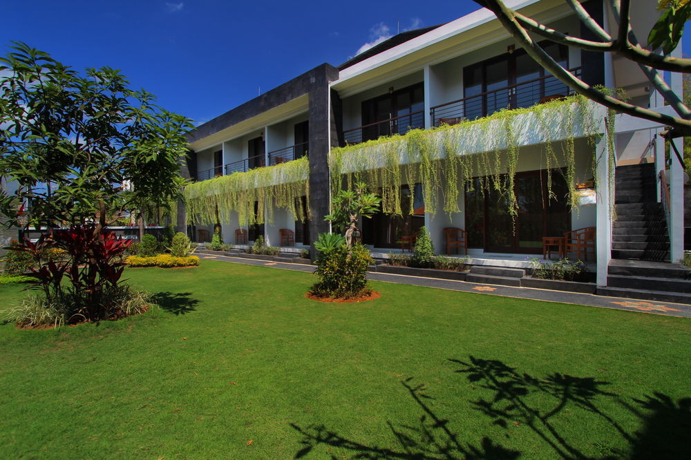 Srikandi Inn Kuta Selatan Kültér fotó