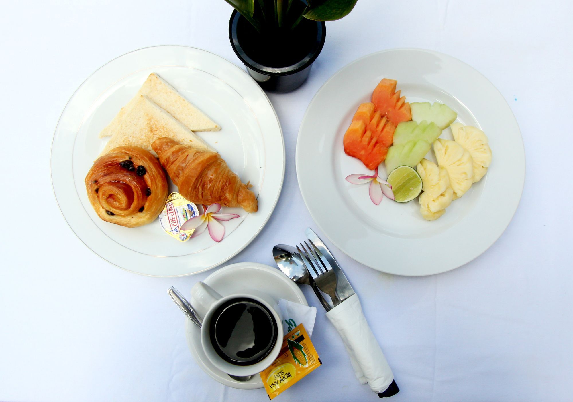Srikandi Inn Kuta Selatan Kültér fotó